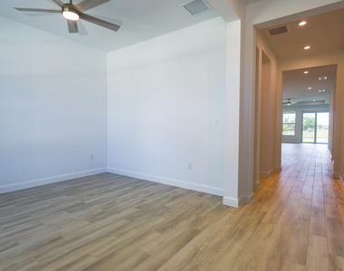 9714 Sw Indra Way - Photo Thumbnail 4