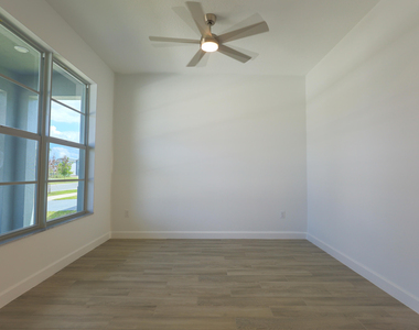 9714 Sw Indra Way - Photo Thumbnail 5