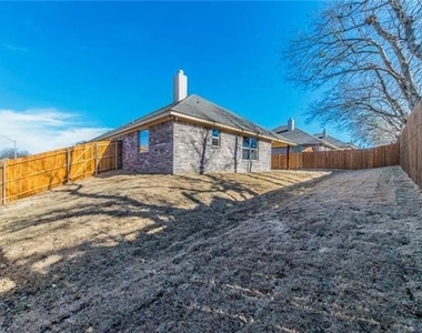 721 Smyth Street - Photo Thumbnail 18