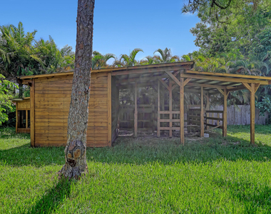 10780 Anderson Lane - Photo Thumbnail 76