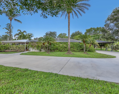 10780 Anderson Lane - Photo Thumbnail 8