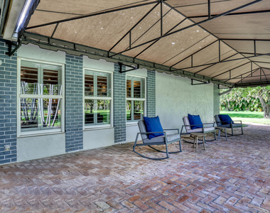 10780 Anderson Lane - Photo Thumbnail 10