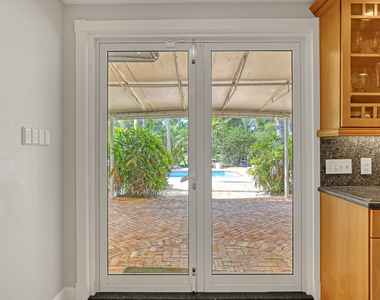 10780 Anderson Lane - Photo Thumbnail 24