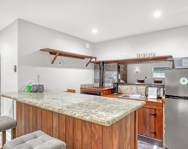 10780 Anderson Lane - Photo Thumbnail 60