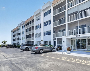 1502 S Lakeside Drive - Photo Thumbnail 42