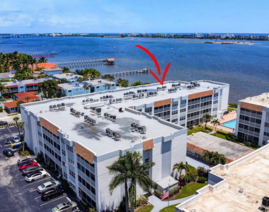 1502 S Lakeside Drive - Photo Thumbnail 50