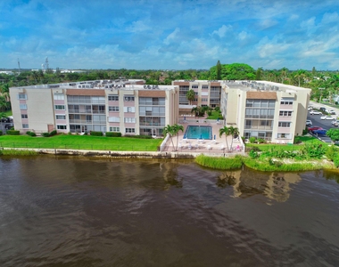 1502 S Lakeside Drive - Photo Thumbnail 41
