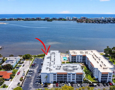1502 S Lakeside Drive - Photo Thumbnail 53