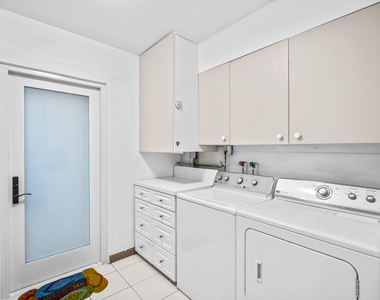 844 East Drive - Photo Thumbnail 25