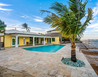 844 East Drive - Photo Thumbnail 36