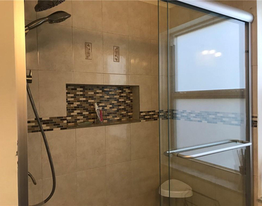 1118 Chinaberry Drive - Photo Thumbnail 13