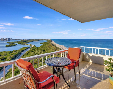 5550 N Ocean Drive - Photo Thumbnail 3