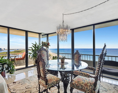5550 N Ocean Drive - Photo Thumbnail 8