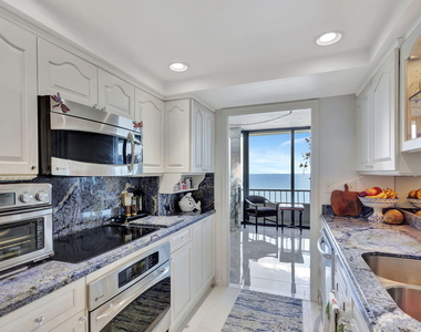 5550 N Ocean Drive - Photo Thumbnail 14