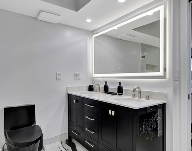 5550 N Ocean Drive - Photo Thumbnail 24