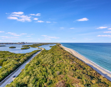5550 N Ocean Drive - Photo Thumbnail 45