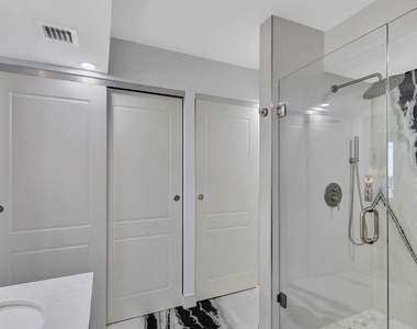 5550 N Ocean Drive - Photo Thumbnail 25