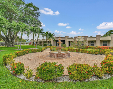 504 Davis Road - Photo Thumbnail 32