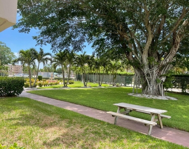 504 Davis Road - Photo Thumbnail 38