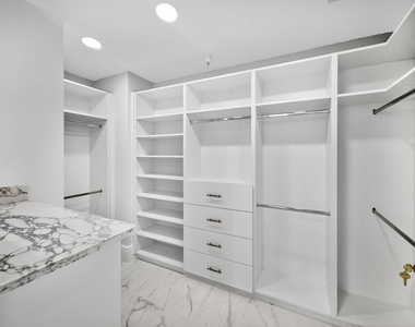 5150 N Ocean Drive - Photo Thumbnail 20