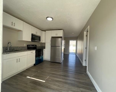 1205 Ave K - Photo Thumbnail 13