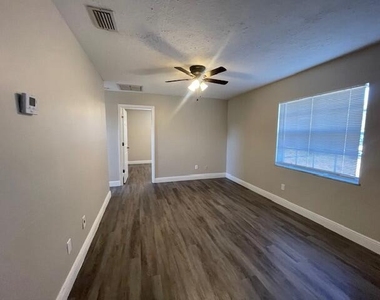 1205 Ave K - Photo Thumbnail 29