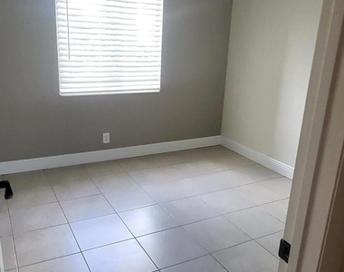 4850 Sable Pine Circle - Photo Thumbnail 13