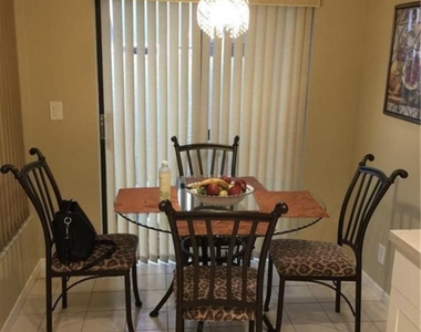 10875 Lake Front Place - Photo Thumbnail 6