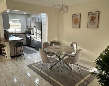 1301 Nw 12th Avenue - Photo Thumbnail 10