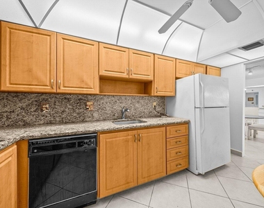 3460 S Ocean Boulevard - Photo Thumbnail 10