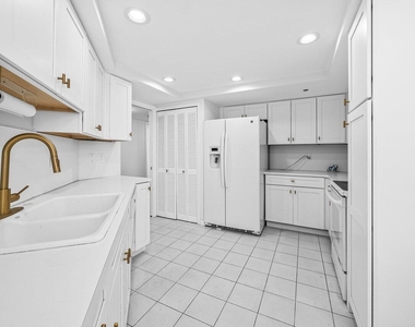 3560 S Ocean Boulevard - Photo Thumbnail 9