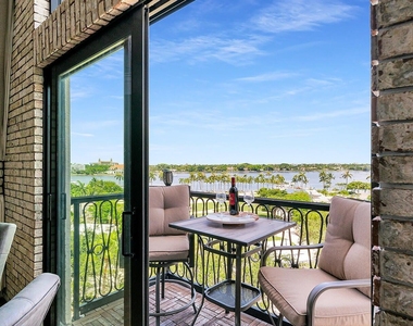 101 N Clematis Street - Photo Thumbnail 1