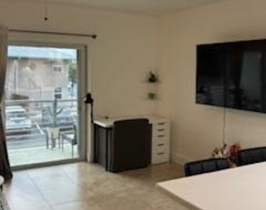 2900 Ne 30th Street - Photo Thumbnail 10