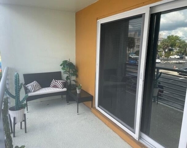 2900 Ne 30th Street - Photo Thumbnail 17
