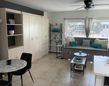 2900 Ne 30th Street - Photo Thumbnail 7