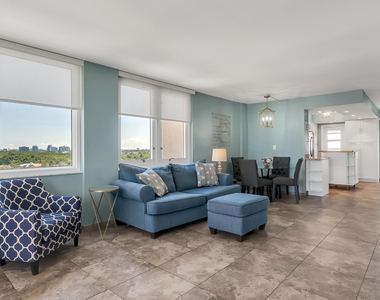 2200 Ne 33rd Avenue - Photo Thumbnail 9