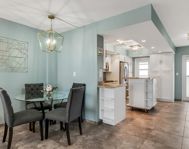 2200 Ne 33rd Avenue - Photo Thumbnail 11