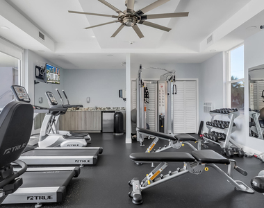 2200 Ne 33rd Avenue - Photo Thumbnail 28