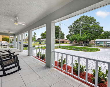 2206 S 34th Street - Photo Thumbnail 4