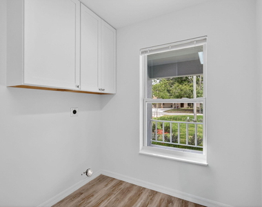 2206 S 34th Street - Photo Thumbnail 20