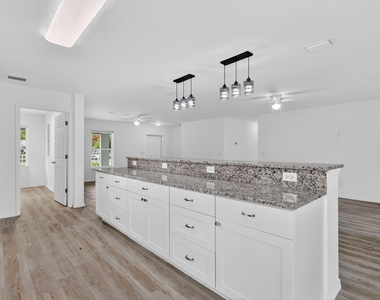 2206 S 34th Street - Photo Thumbnail 19