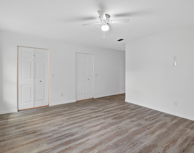 2206 S 34th Street - Photo Thumbnail 33