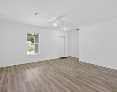 2206 S 34th Street - Photo Thumbnail 37