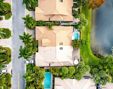2221 Nw 62nd Drive - Photo Thumbnail 36