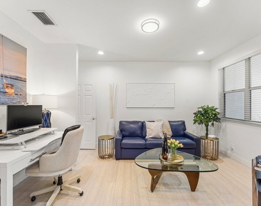 2221 Nw 62nd Drive - Photo Thumbnail 22