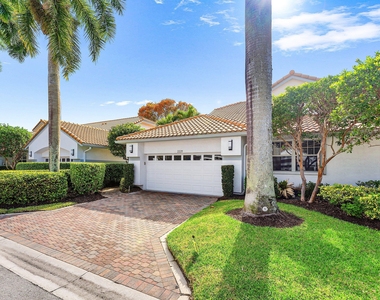 2221 Nw 62nd Drive - Photo Thumbnail 6