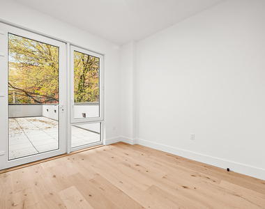 343 Himrod Street - Photo Thumbnail 16