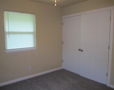 1530 Melrose Drive - Photo Thumbnail 33