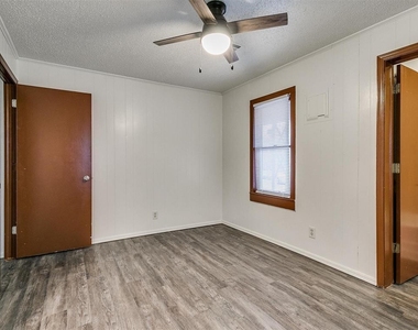 217 Daws Street - Photo Thumbnail 28