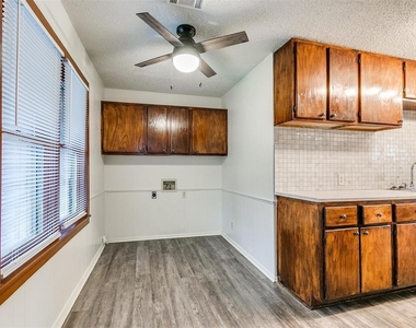 217 Daws Street - Photo Thumbnail 32